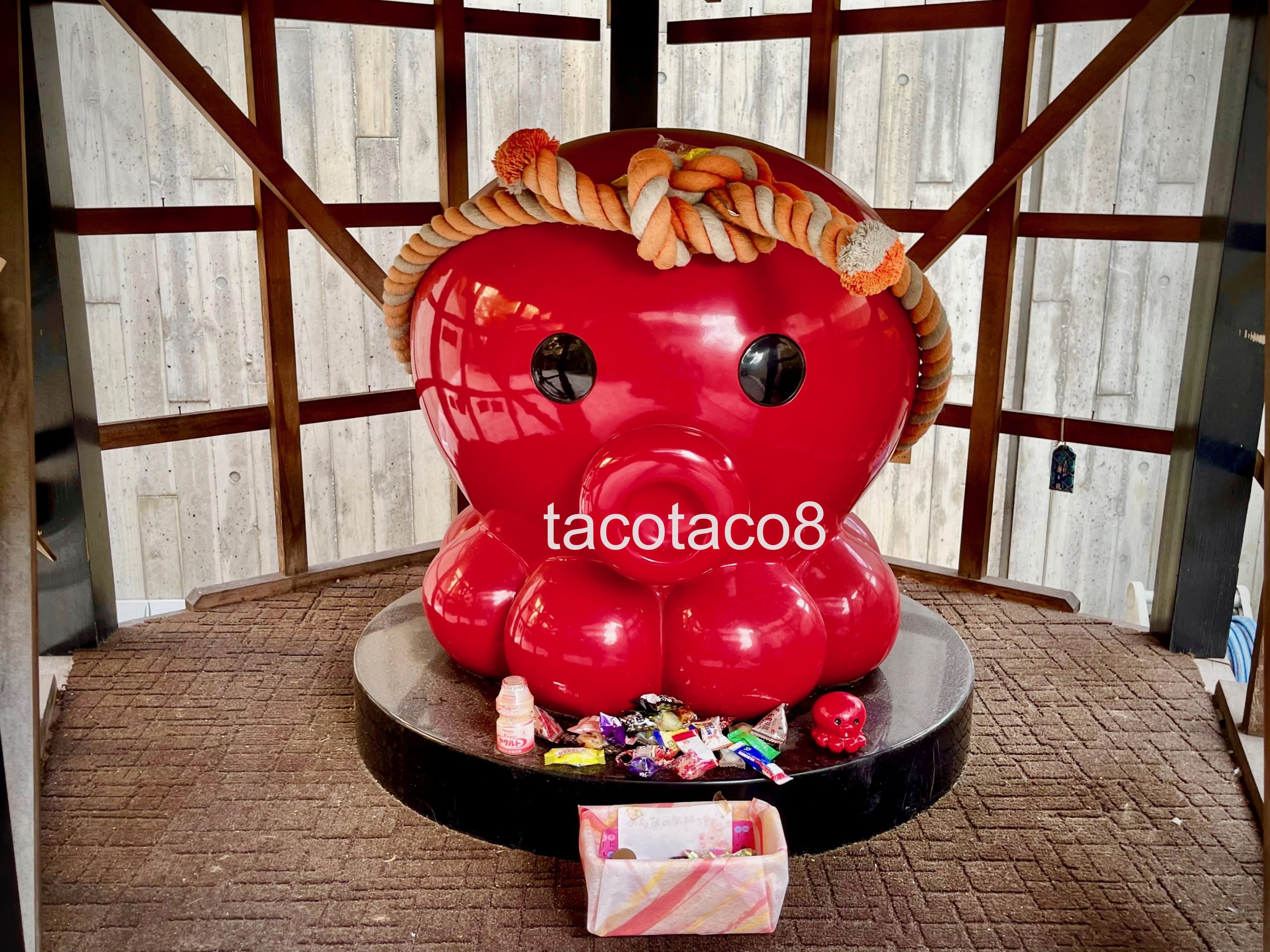 オクトパス君像＠すがも鴨台観音堂（鴨台さざえ堂） – tacotaco8